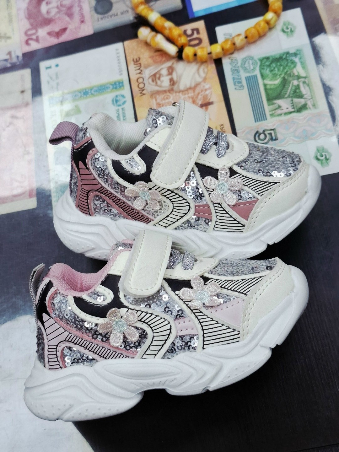 кроссовки puma,,puma shuffle trainers,детские кроссовки puma,кроссовки puma smash v2