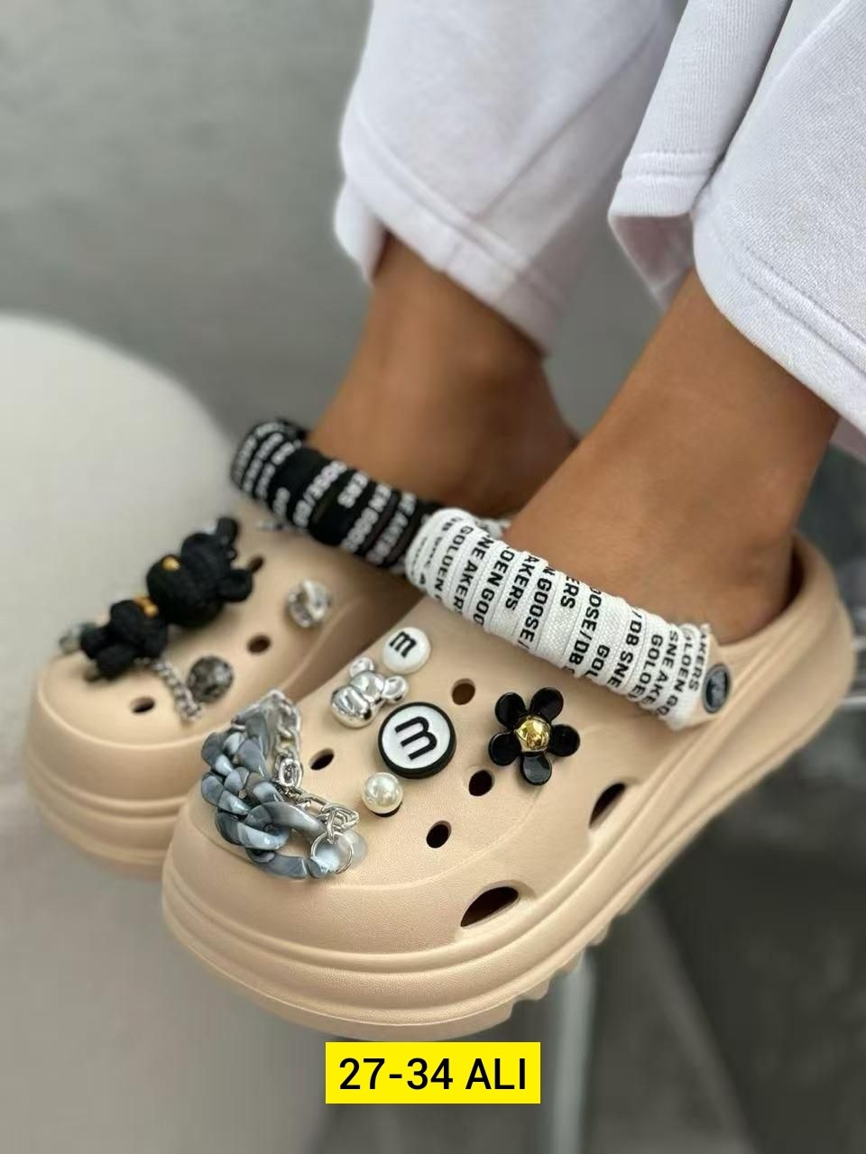 ,женские кроксы,босоножки эко,черные кроксы с джибитсами,шлепанцы женские