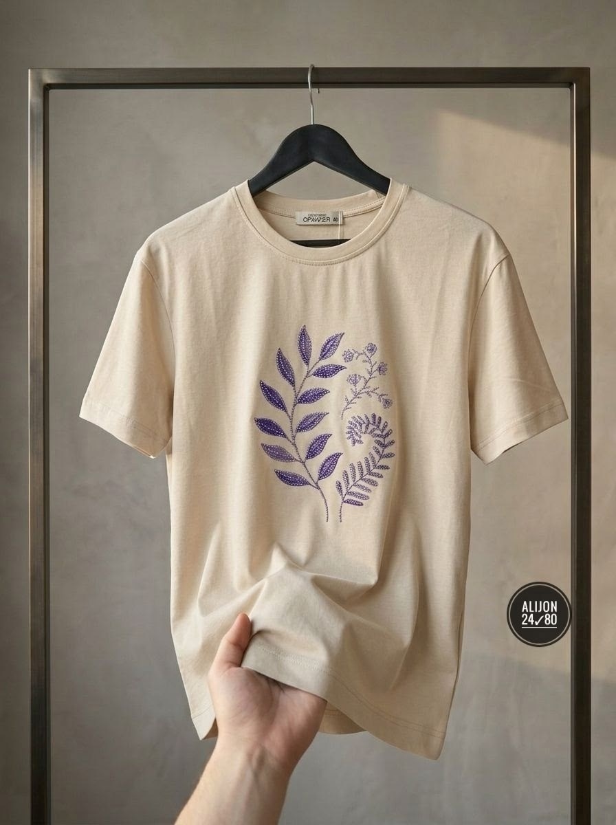 футболки женская,дизайн футболки,бежевая футболка,футболка стиль,футболка с принтом