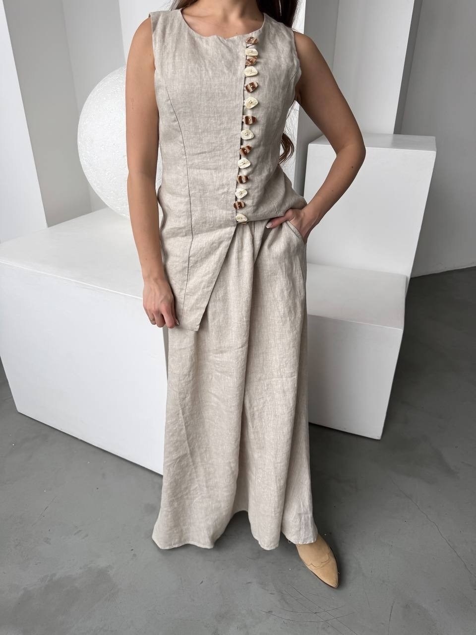 брюки изо льна,льняные брюки,льняной костюм женский,льняной брючный костюм,костюм льняной со штанами