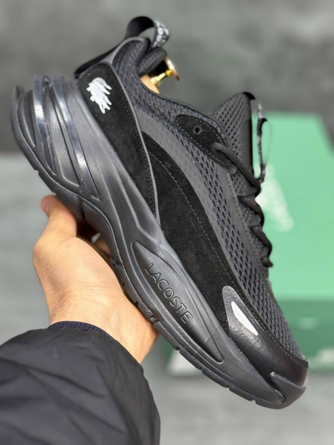 кроссовки,кроссовки adidas,озелия адидас кроссовки,мужской кроссовки,кроссовки мужские стильные