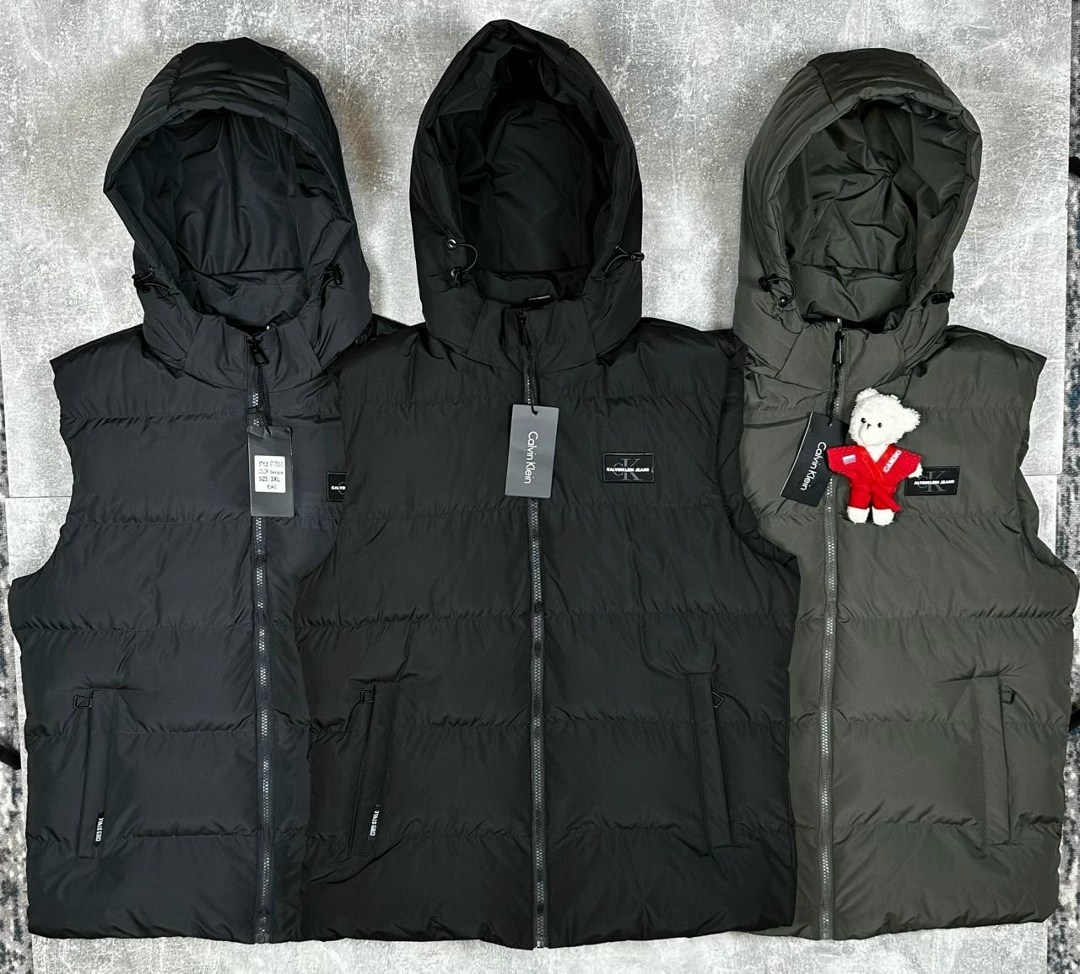 жилет,жилетка кальвин кляйн черная мужская,мужская жилетка,жилетка,мужская безрукавка