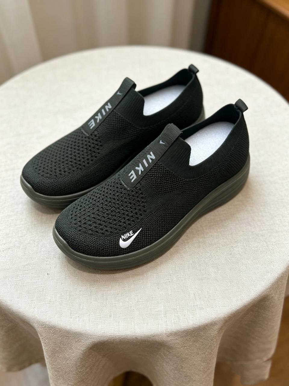 спортивная ,кроссовки,nike кроссовки,кроссовки мужские nike,слипоны сетка