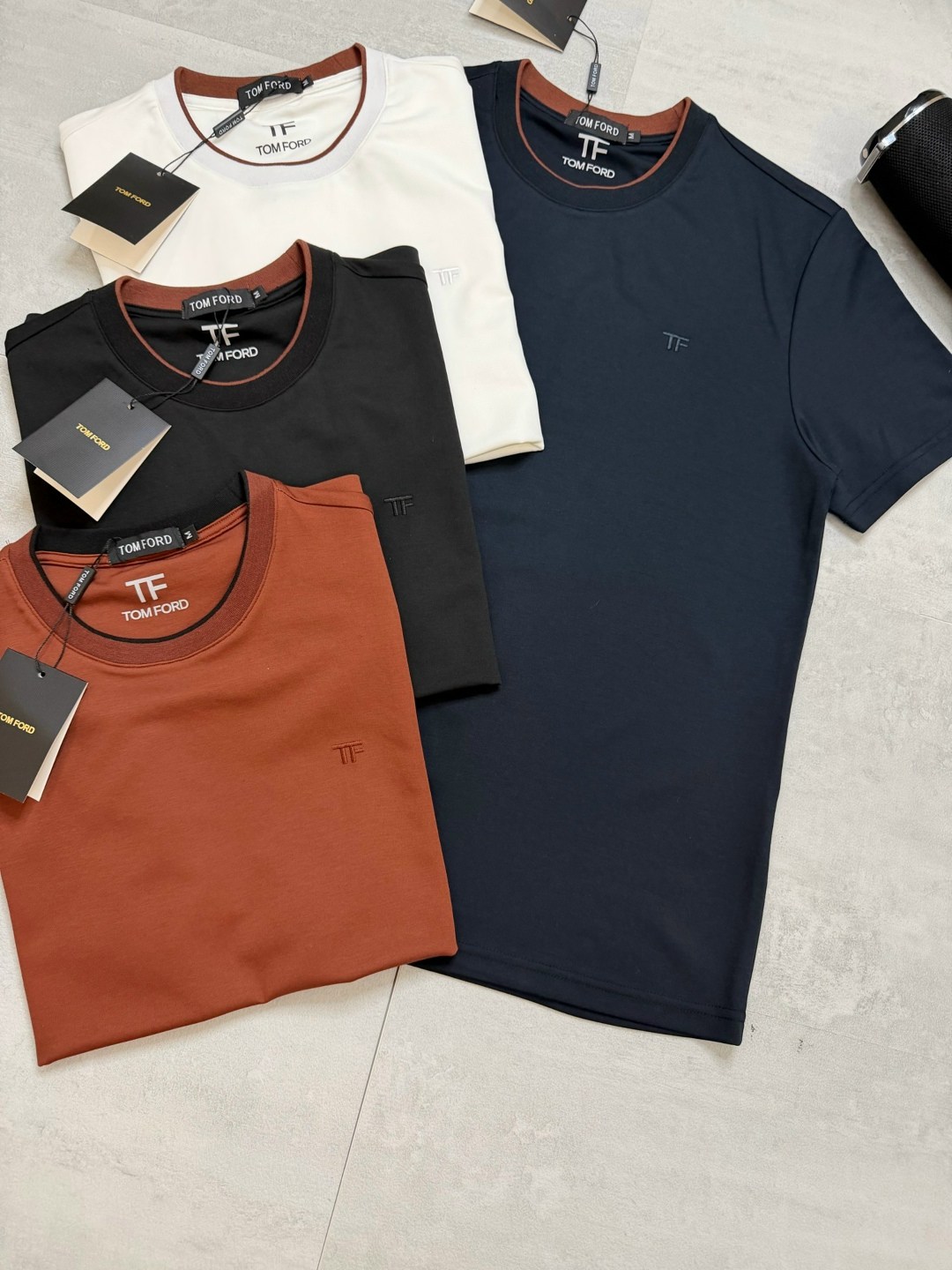 футболки для мужчин,мужская футболка,футболки мужские белые,мужская мода,брендовые футболки