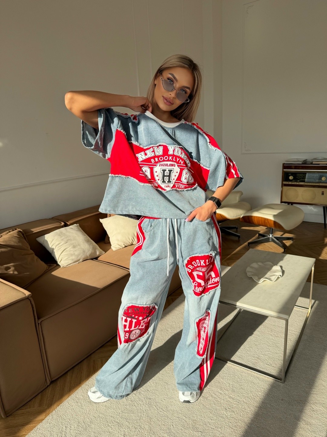 джинсы комбинированные,женский костюм,костюм,брюки модные