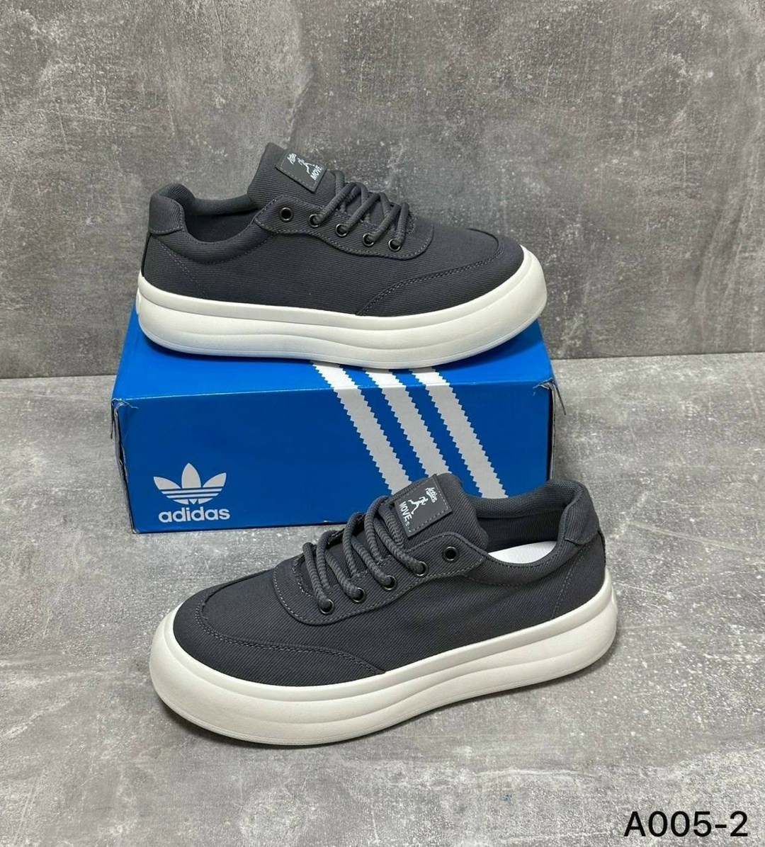 ,кеды,однотонные кеды,кроссовки,синие кроссовки