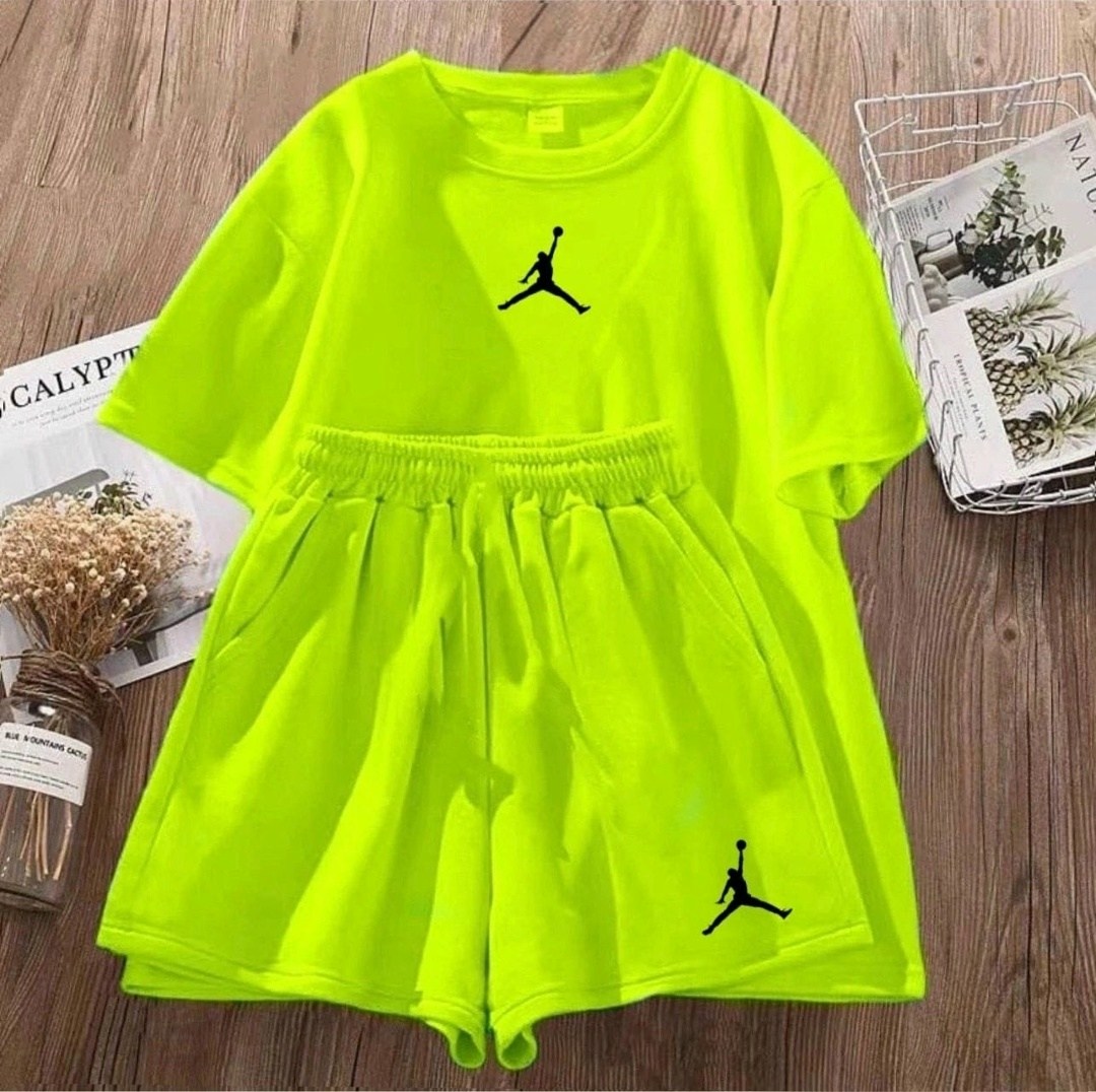 летние костюмы,cпортивный костюм jordan,футболка и шорты костюм,костюм женский,комплект одежды женские