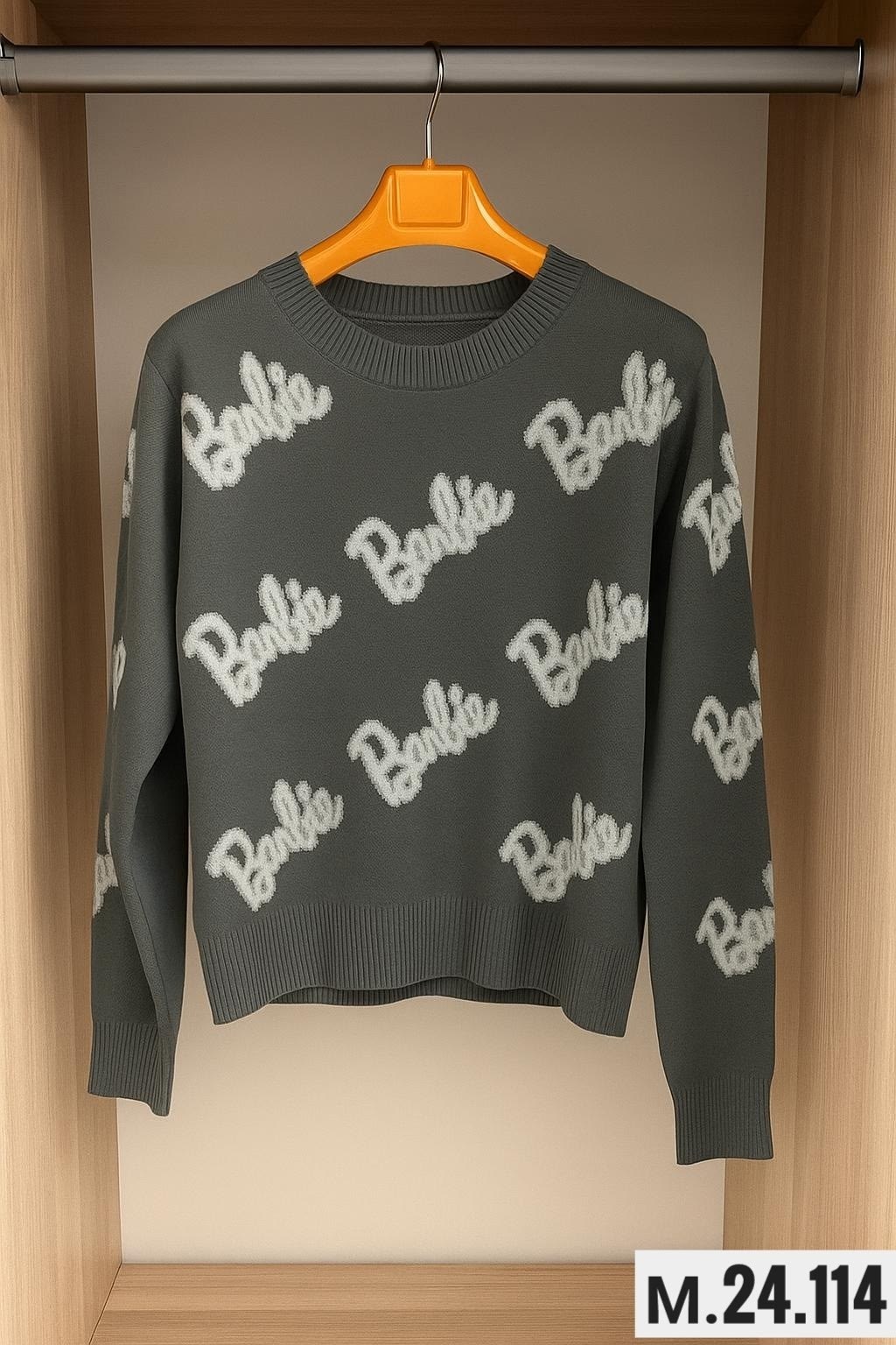 свитер женский,молодежный свитер оверсайз барби,свитер,свитер оверсайз с надписью barbie,женская кофта