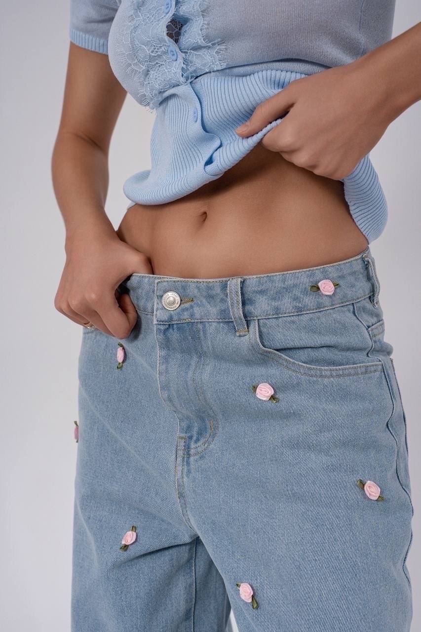 широкие джинсы,джинсы женские,женские джинсы клеш,джинсы