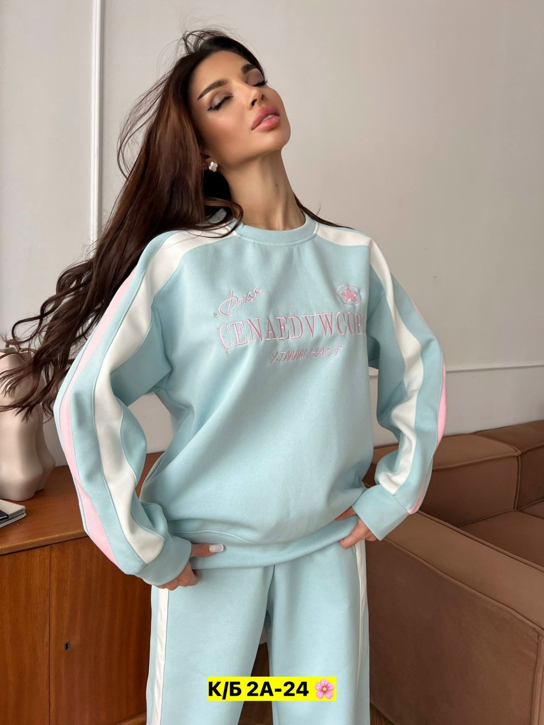 cпортивный костюм женский на флисе,костюм спортивный женский,современные спортивные костюмы,стильные костюмы,трикотажные костюмы