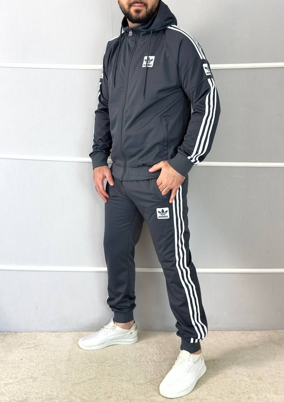 спортивные костюмы,спортивные костюм тонкие,мужской спортивный костюм adidas,спортивные костюмы ,мужской спортивный костюм adidas черно красный