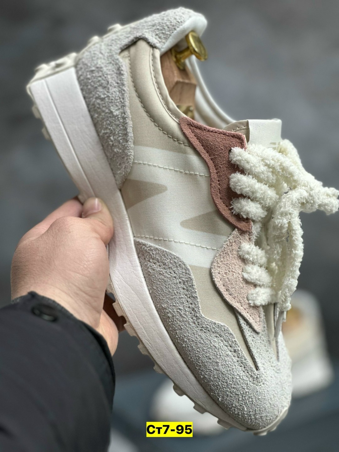 кроссовки new balance 327,new balance кроссовки 327 женские,кроссовки нью баланс женские новая коллекция 2026,кроссовки new balance,бежевые кроссовки new balance 327