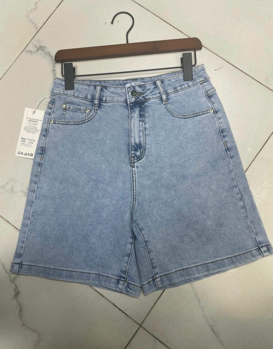 джинсовые шорты,женские джинсовые шорты,шорты женские,женские джинсовые шорты с высокой талией,джинсовые шорты бермуды