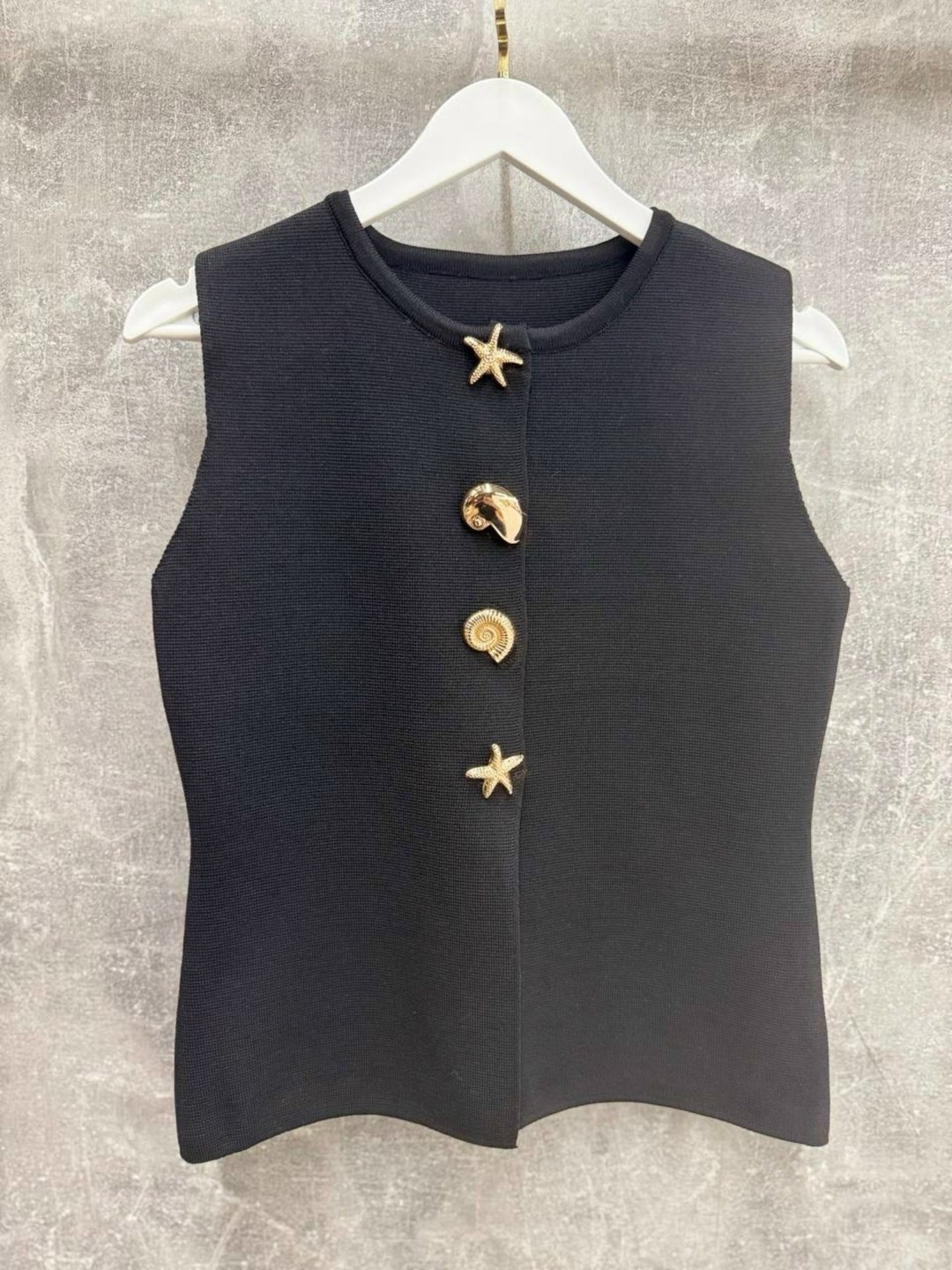 жилетка женская,женские жилеты,жилет для женщин,вязаный жилет женский,жилет