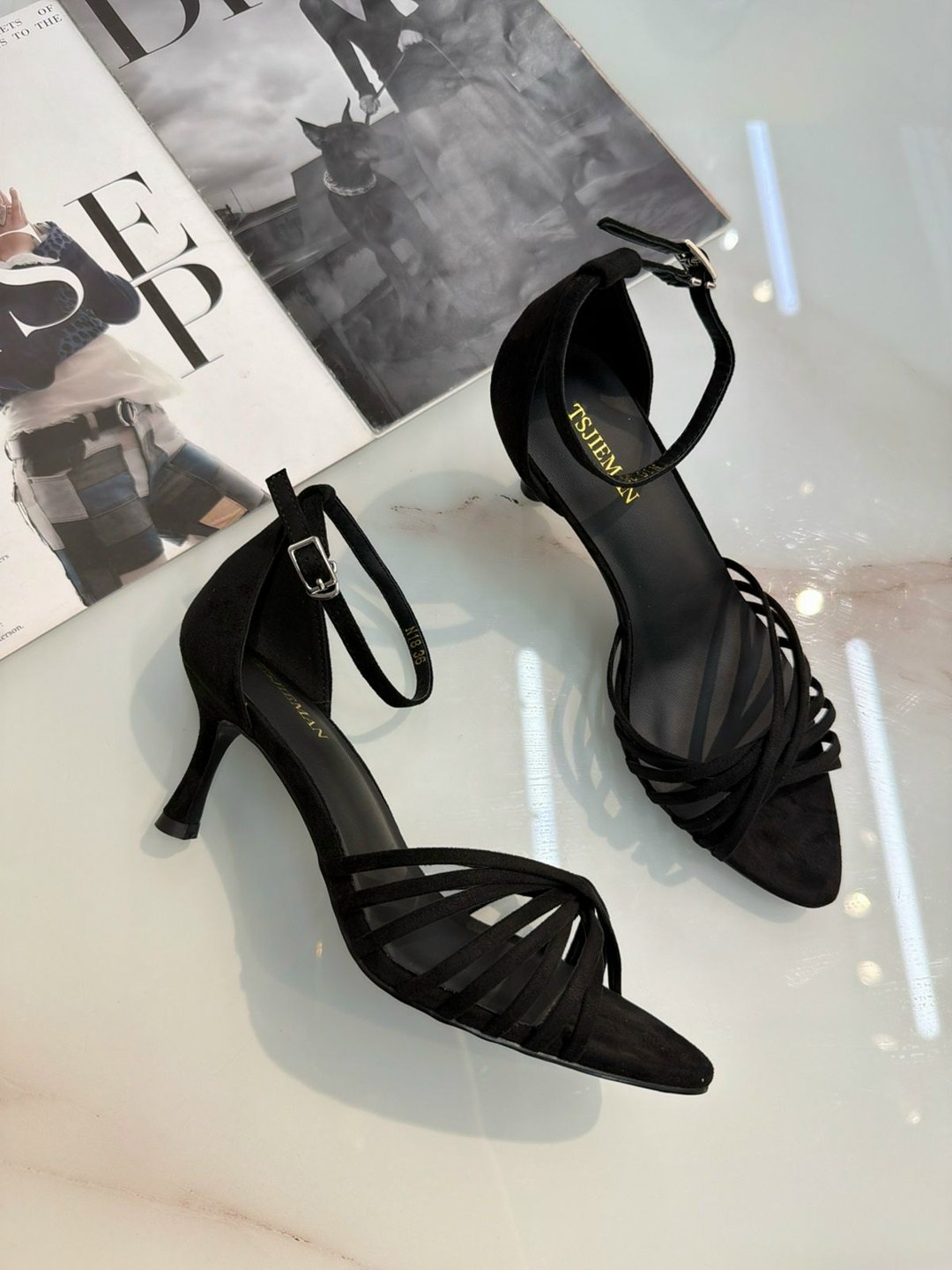 босоножки серебристые,серебряные босоножки,женские босоножки,серебряные босоножки на каблуке,кожаные босоножки на каблуке-шпильке с ремешками mango vicky, серебряный