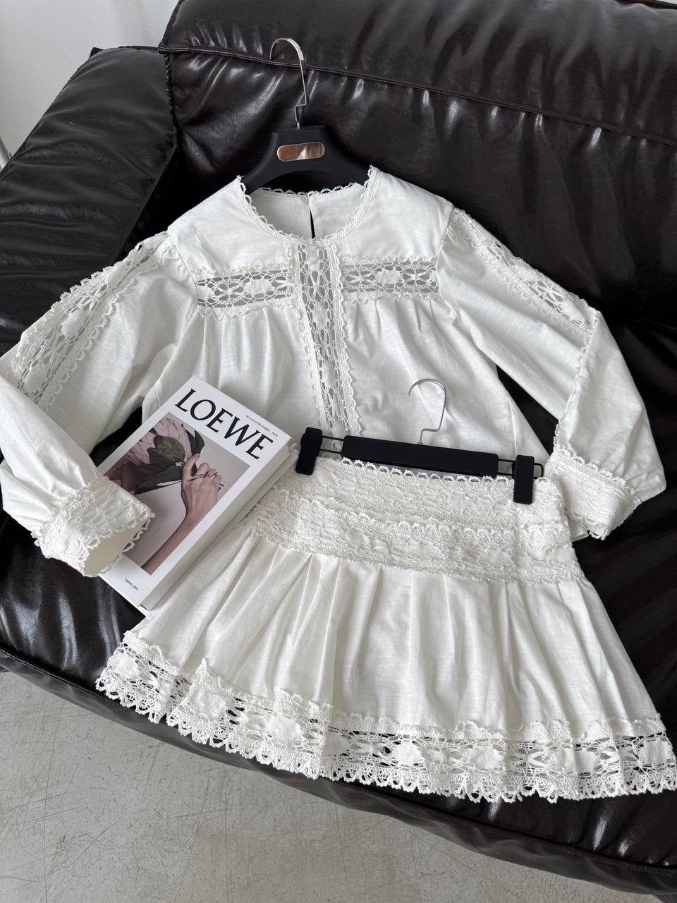 костюм с юбкой,белая блузка с кружевом,нарядная блуза,блузка крестьянка нарядная праздничная naox,блузка модная