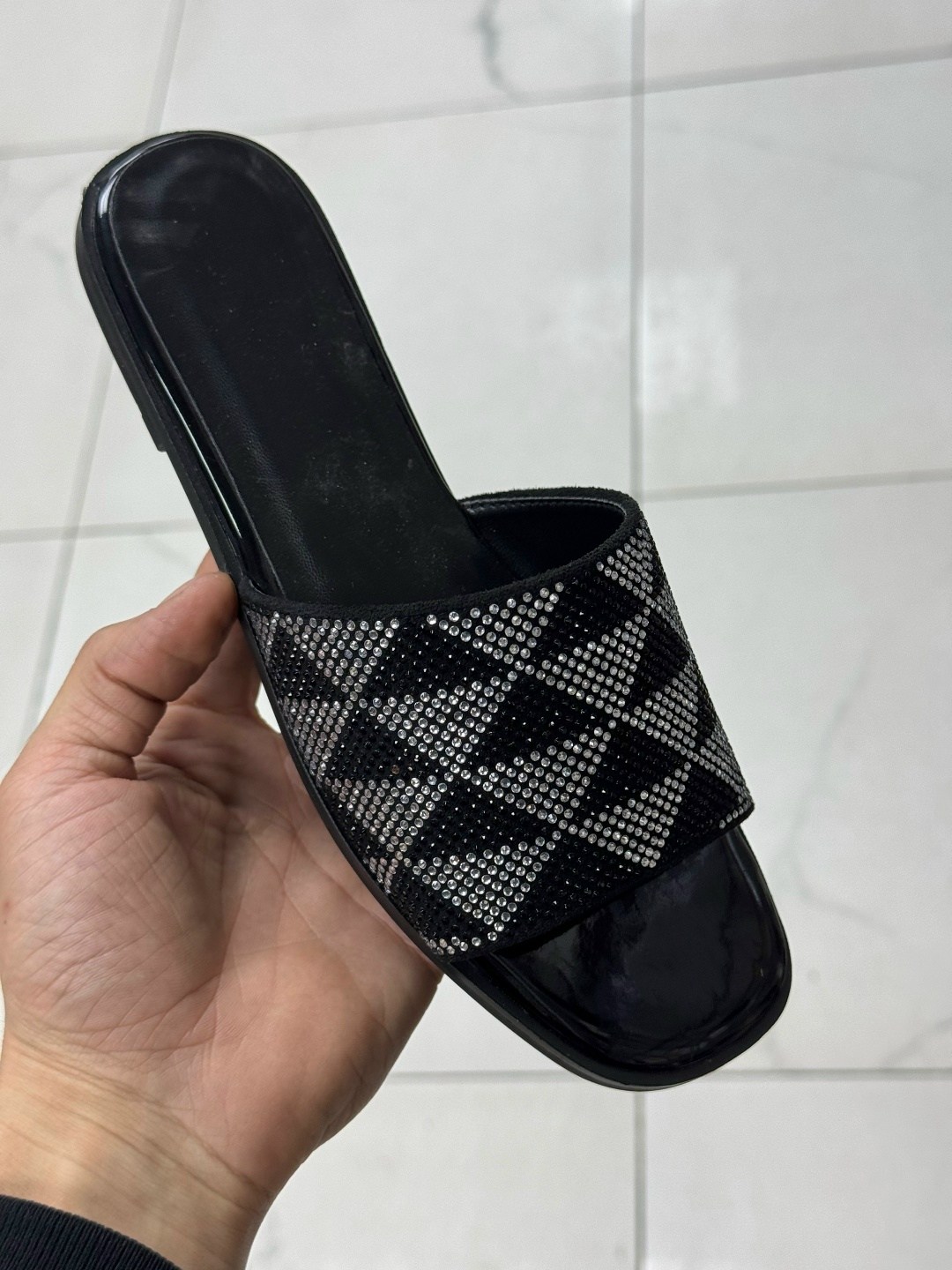 ,женские шлепанцы,шлепки диор женские,шлепанцы со стразами,шлепки женские