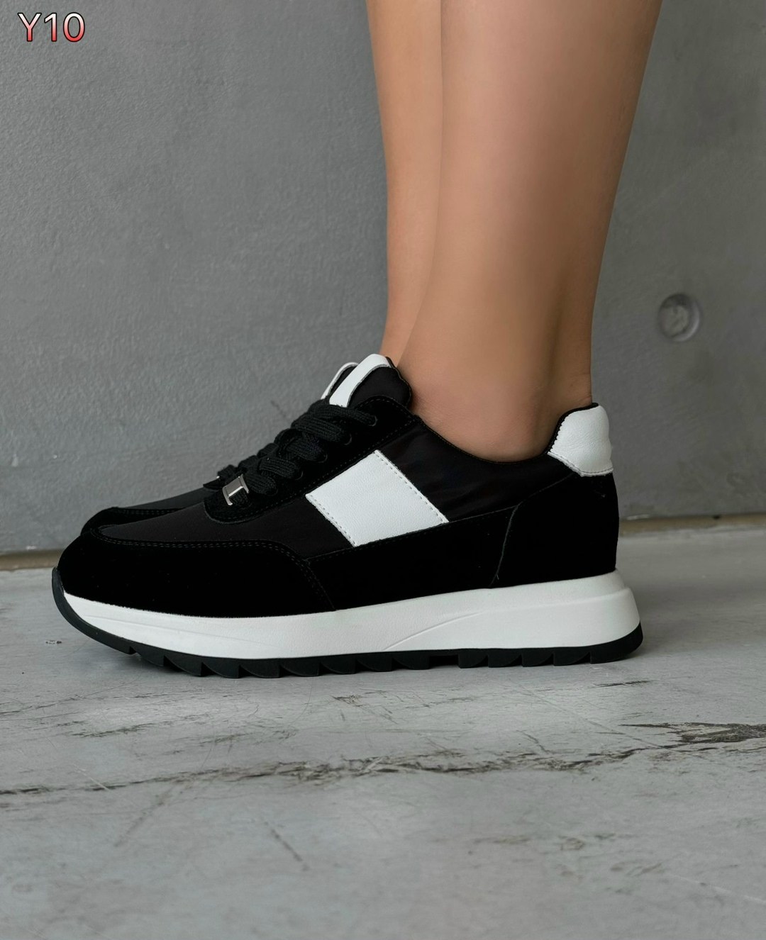 ,кроссовки женские,стильные женские кроссовки,кроссовки молодежные,модные женские кроссовки