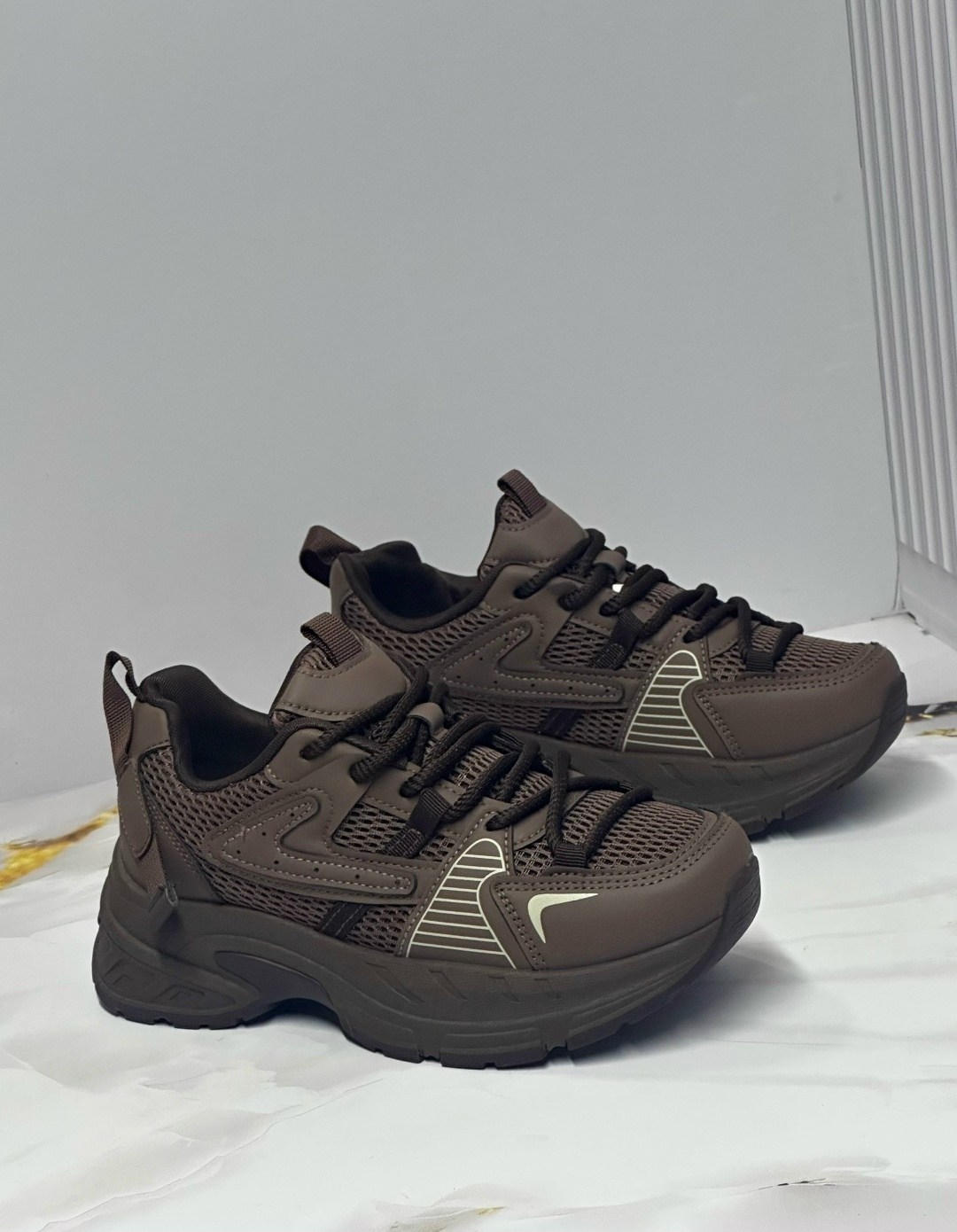 женские кроссовки,кроссовки для женщин,массивные кроссовки,кроссовки кроссовки женские,повседневные кроссовки