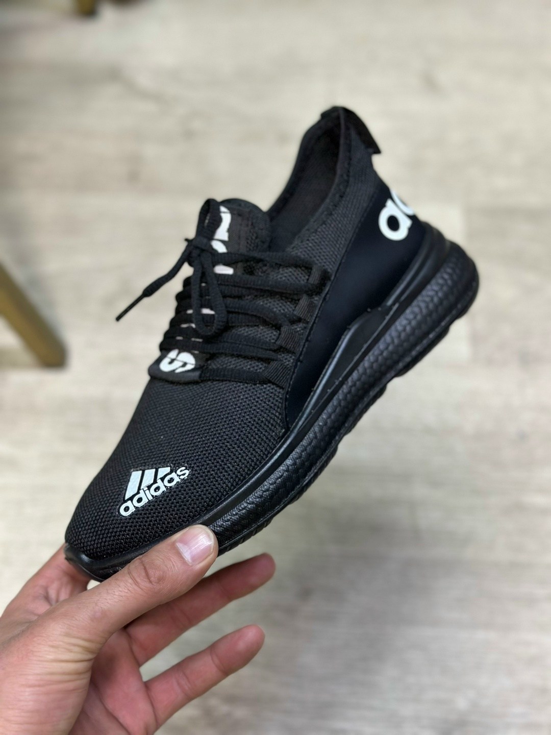 кроссовки,кроссовки adidas,женские кроссовки, спортивная,кроссовки для мужчин