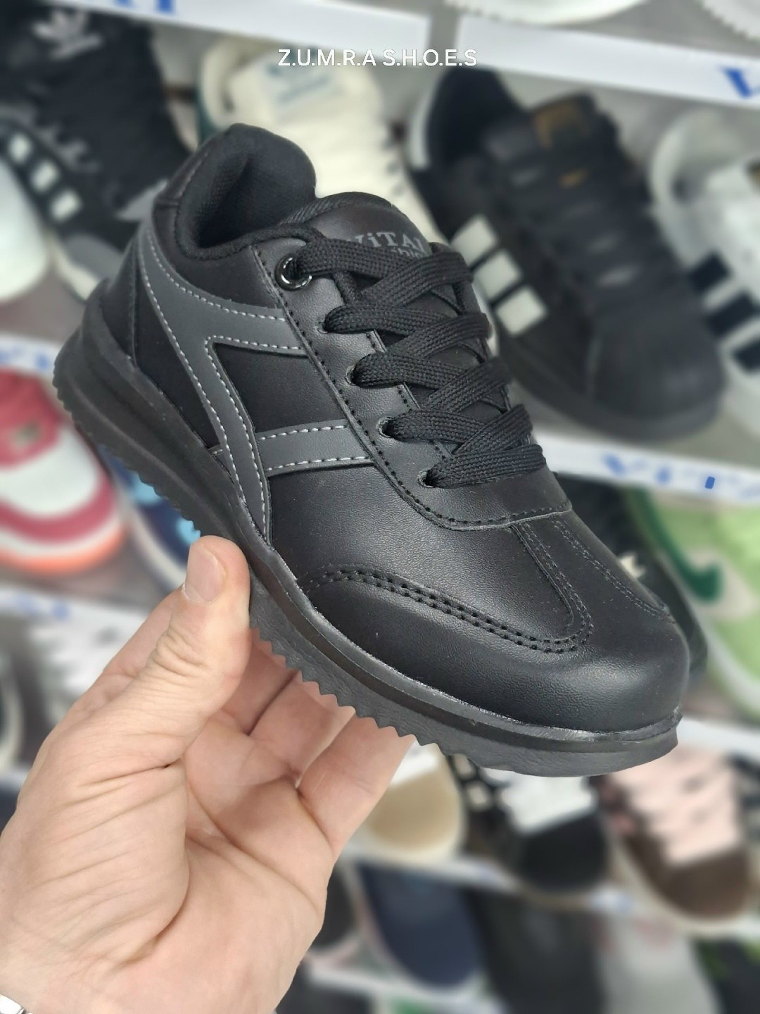 ,женские кроссовки,кроссовка,черные кроссовки,повседневные кроссовки