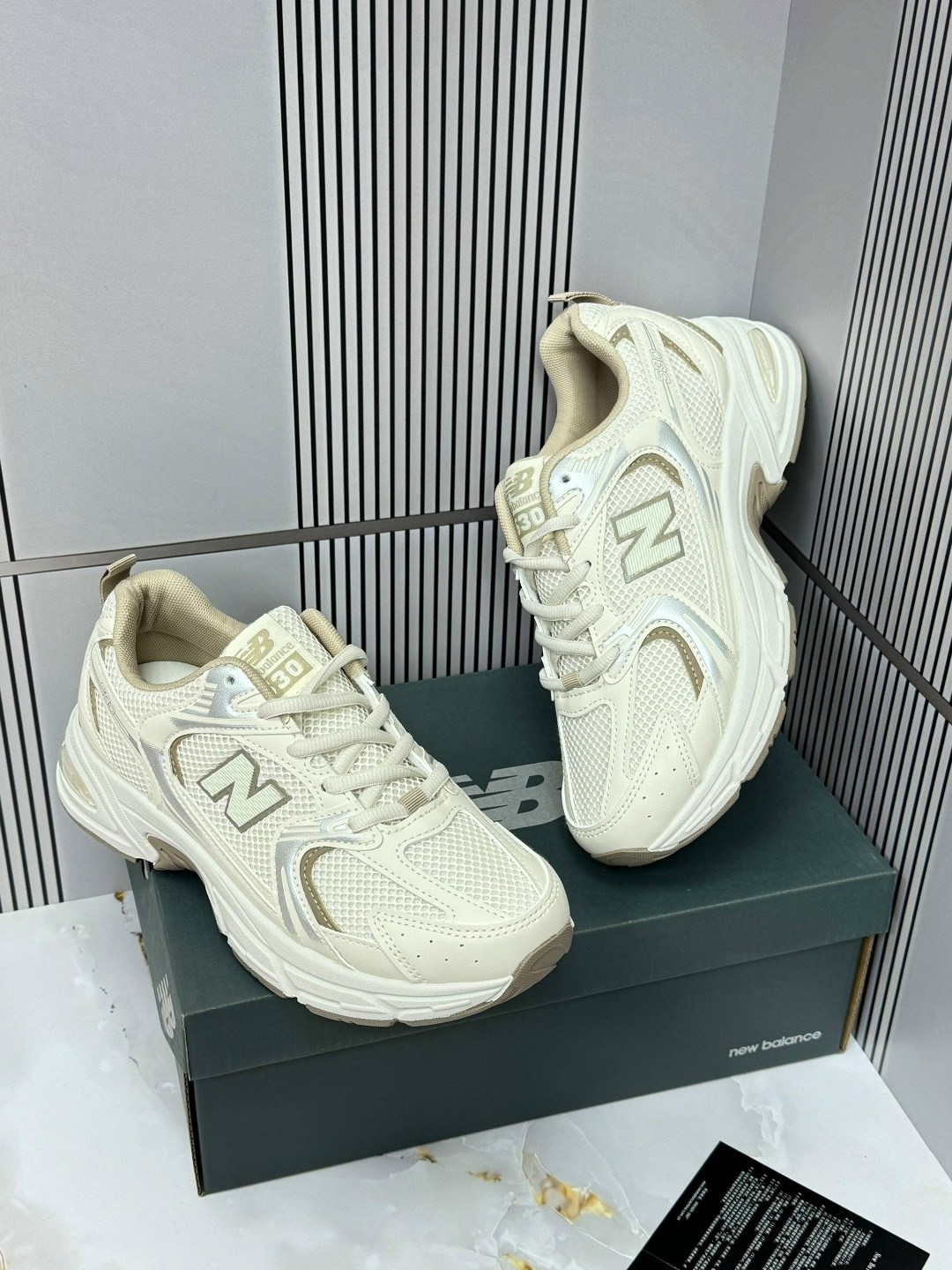 кроссовки new balance 530,кроссовки new balance,кроссовки женскиe,женские кроссовки new balance 530,стильные кроссовки