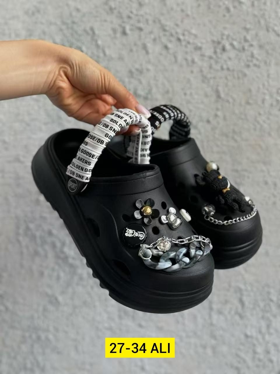 ,женские кроксы,босоножки эко,черные кроксы с джибитсами,шлепанцы женские