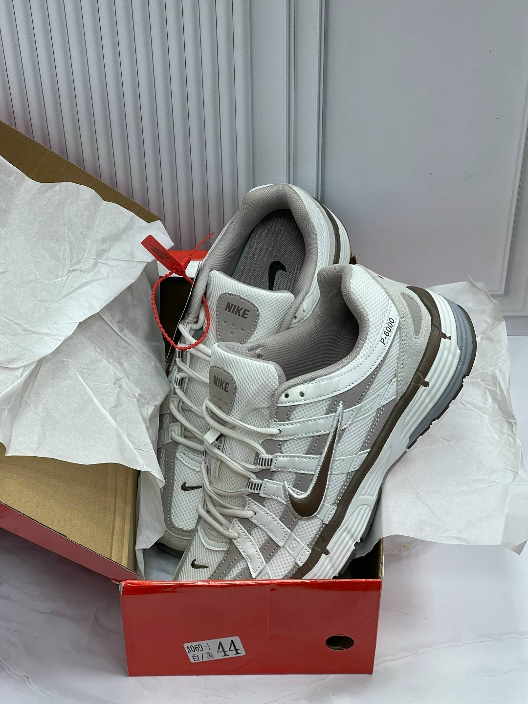 кроссовки nike,кроссовки p-6000 nike,nike p6000 metallic silver,найк п6000,nike p-6000