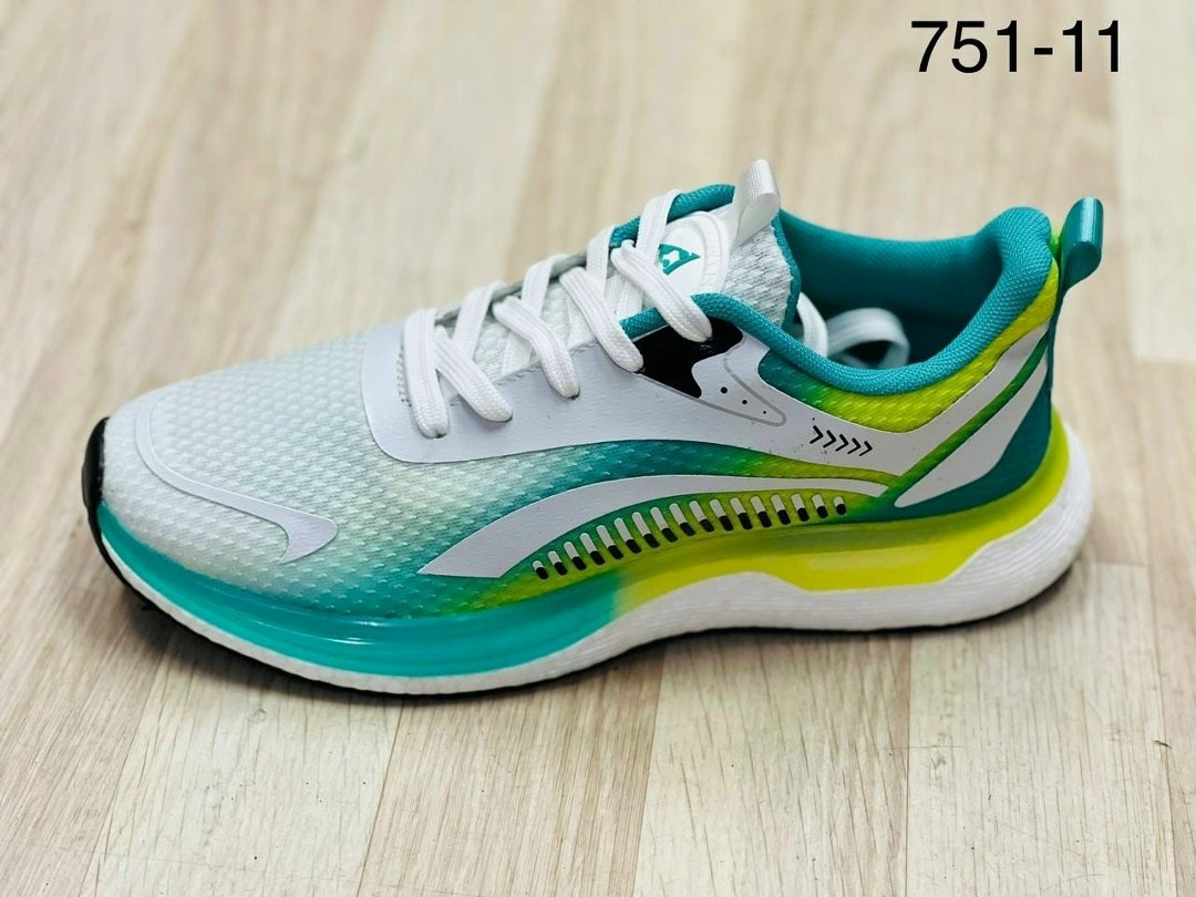 спортивные кроссовки,спортивная ,кроссовки дышащие,кроссовки удобные,кроссовки беговые