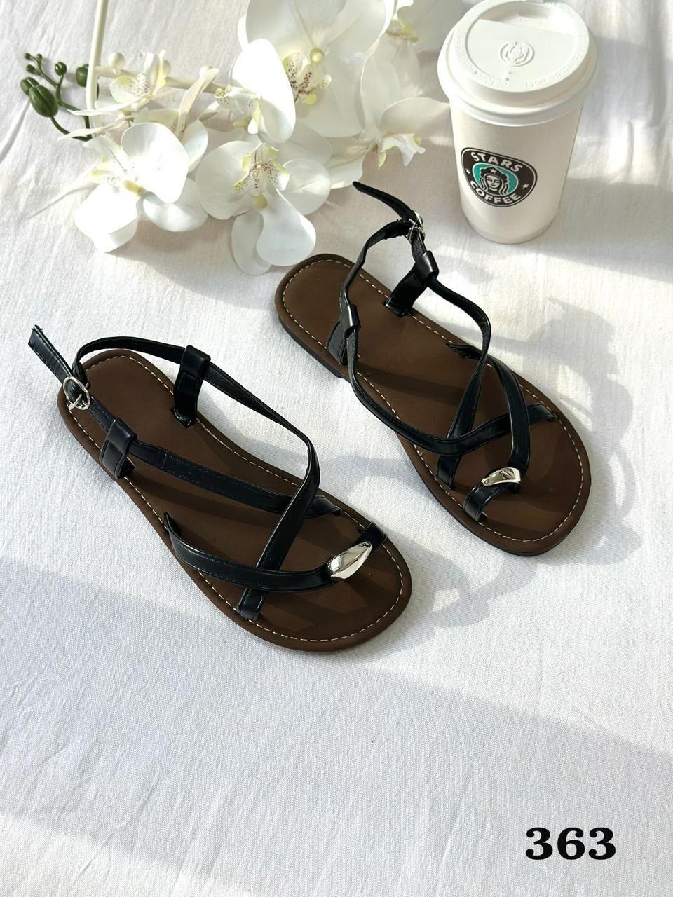 ,женские сандалии,сандалии модные,сандалии с ремешками,кожаные сандалии