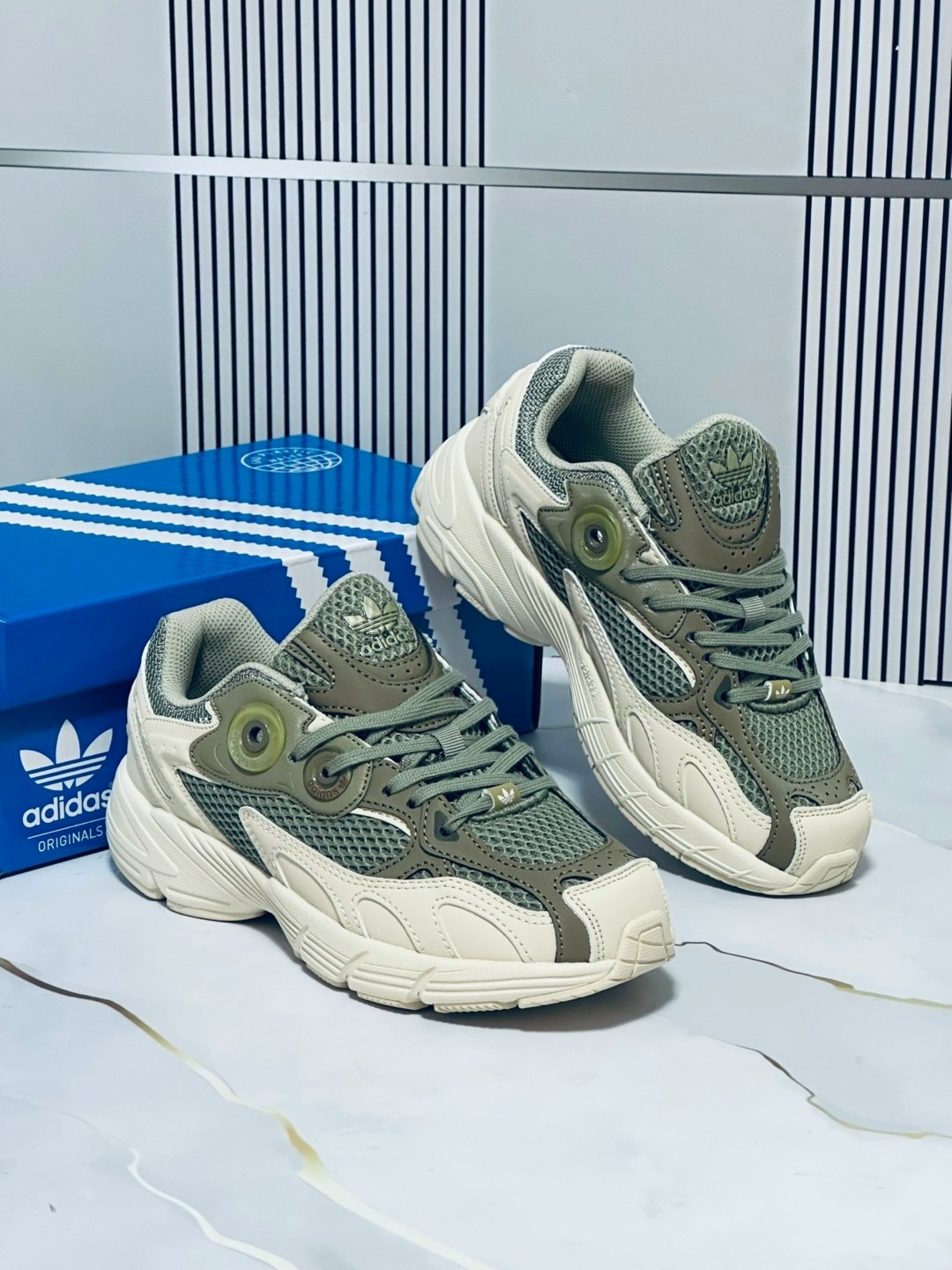 кроссовки adidas,кроссовки,adidas кроссовки женские,кроссовки мужские женские adidas,кроссовки женские adidas astir