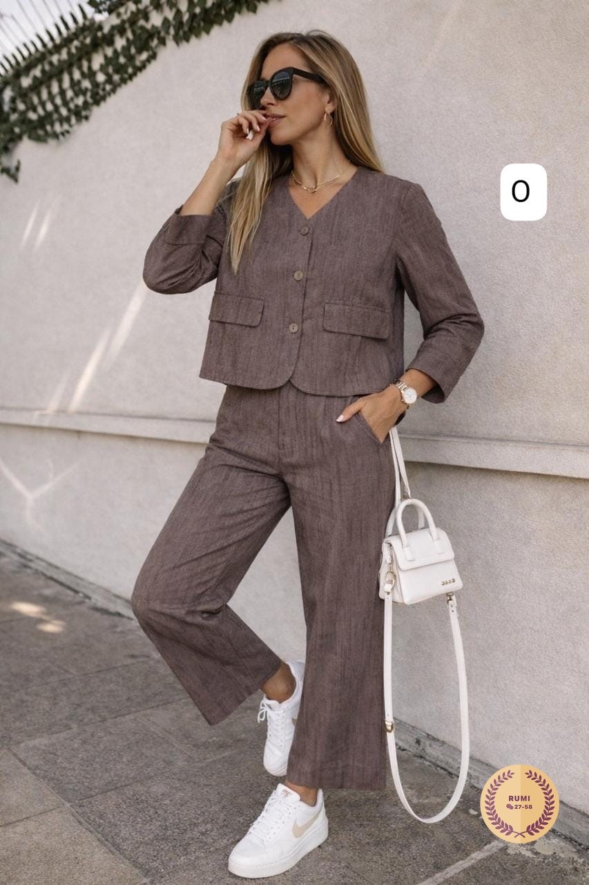 жакет и брюки,жакет,костюм классический,костюмы универсальные,костюм женский брючный