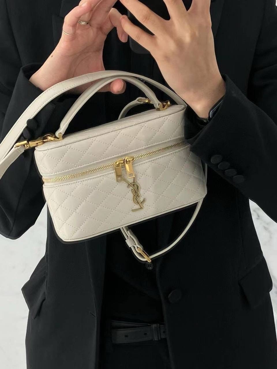сумка в стиле ysl gaby vanity bag yves saint laurent,кожаная сумка yves saint laurent gaby vanity бордовая,сумка yves saint laurent,женская новая сумка yves saint laurent,косметичка yves saint laurent