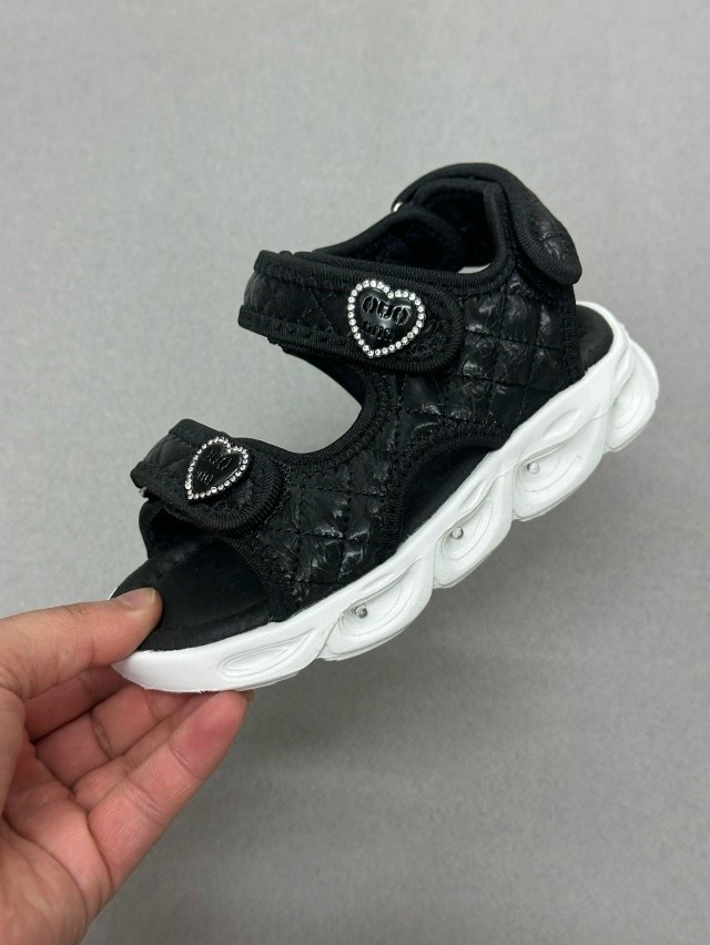 детские сандалии,сандалии,,сандалии для девочек,сандалии для детей