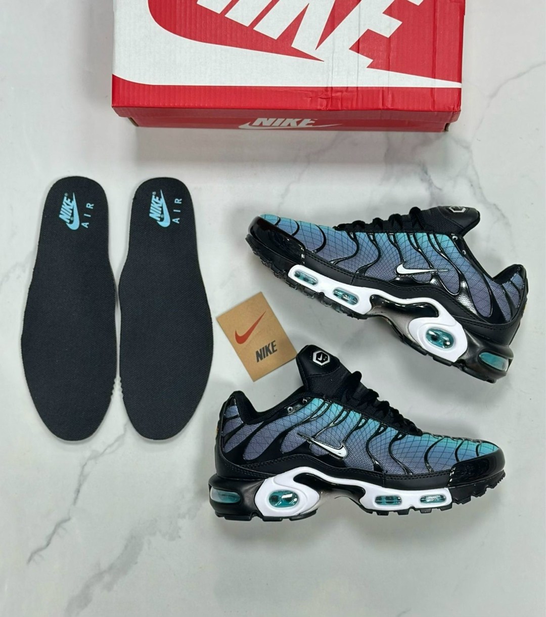 кроссовки nike air max plus tn,кроссовки,nike air max tn plus,кроссовки женскиe,кроссовки nike air max tn