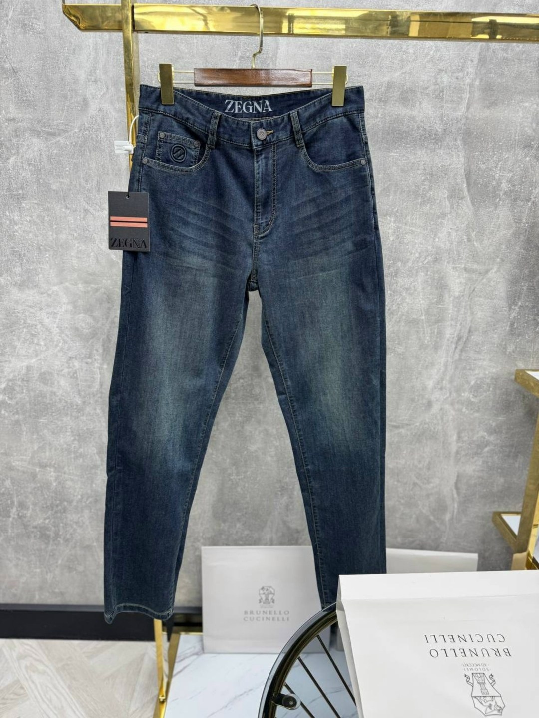 джинсы мужские,стильные джинсы,прямые джинсы,классические джинсы,зауженные джинсы