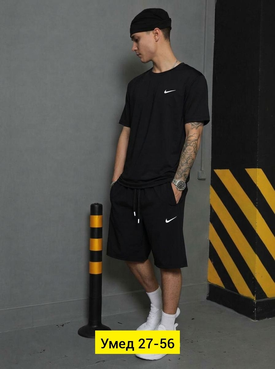 костюм спортивный мужской,мужской спортивный костюм с шортами и футболкой,костюм спортивный летний с футболкой и шортами,мужской спортивный костюм с шортами,костюм спортивный