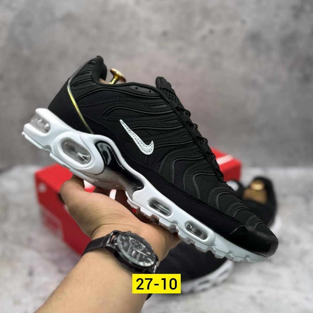 кроссовки nike air max plus tn,кроссовки,кроссовки мужские nike air max tn plus,мужские кроссовки nike air max,кроссовки nike air max tn