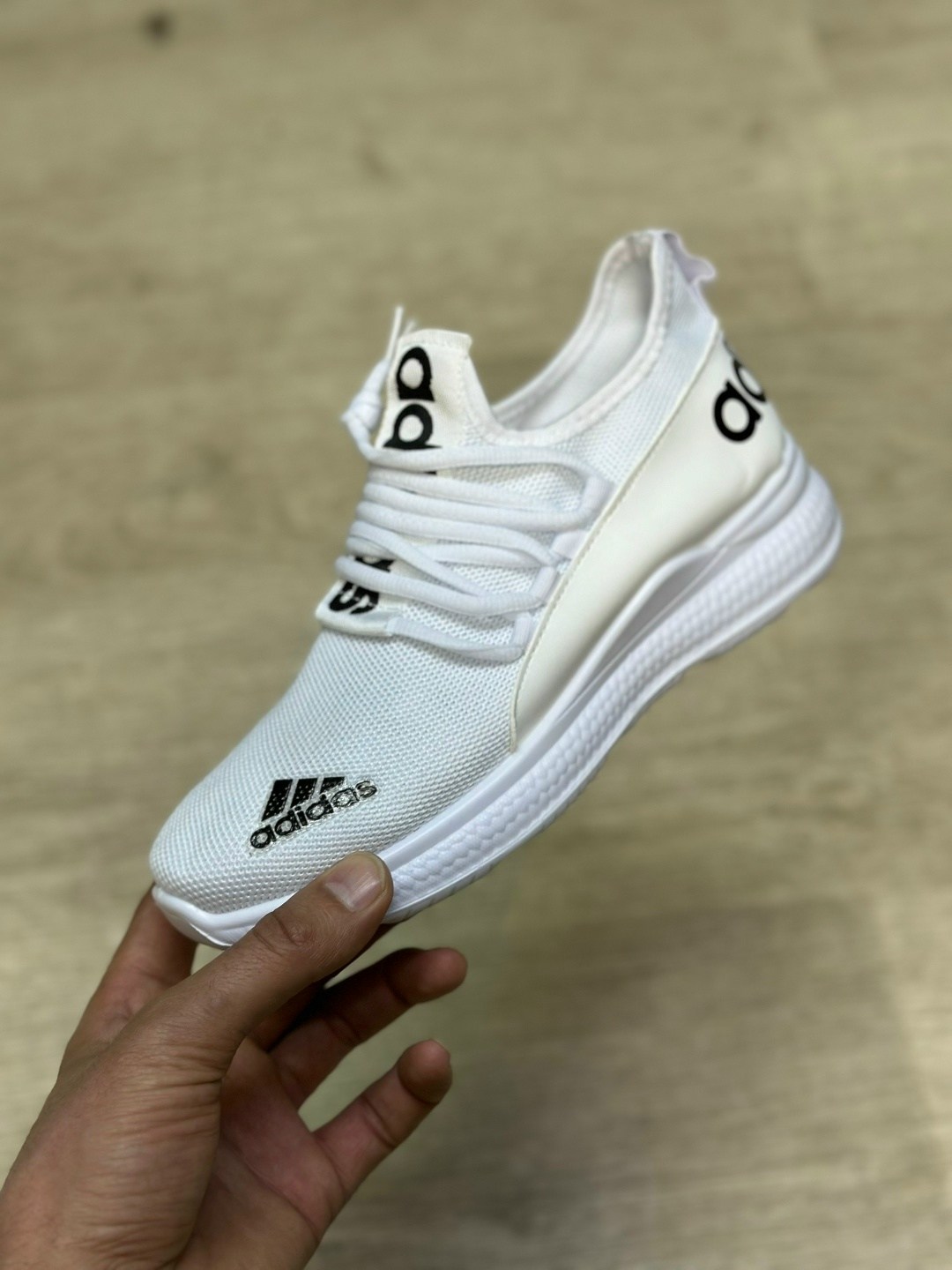 кроссовки,кроссовки adidas,женские кроссовки, спортивная,кроссовки для мужчин