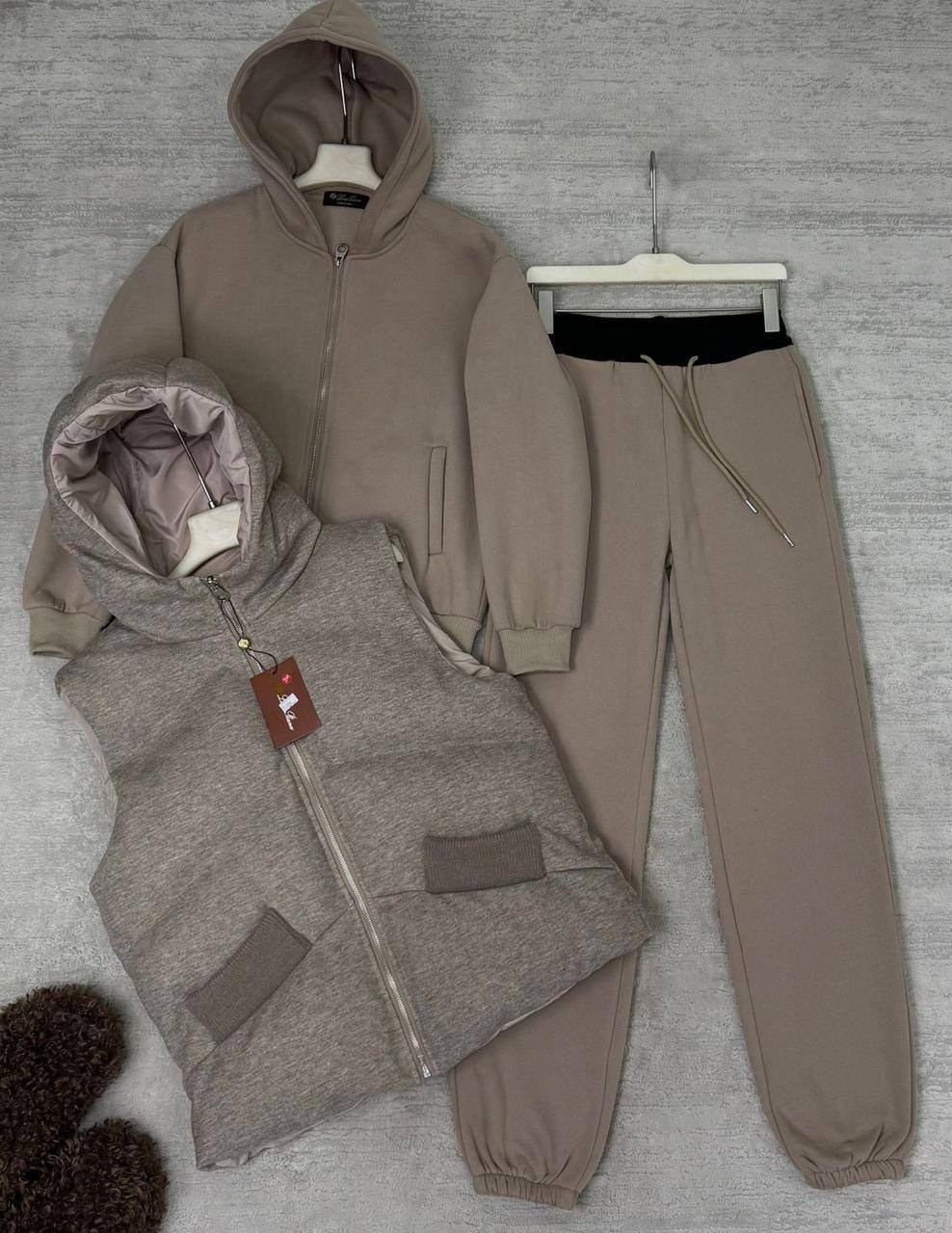 костюм на флисе,костюм женский тройка,костюм тройка на флисе,жилет двухсторонний,теплый костюм женский