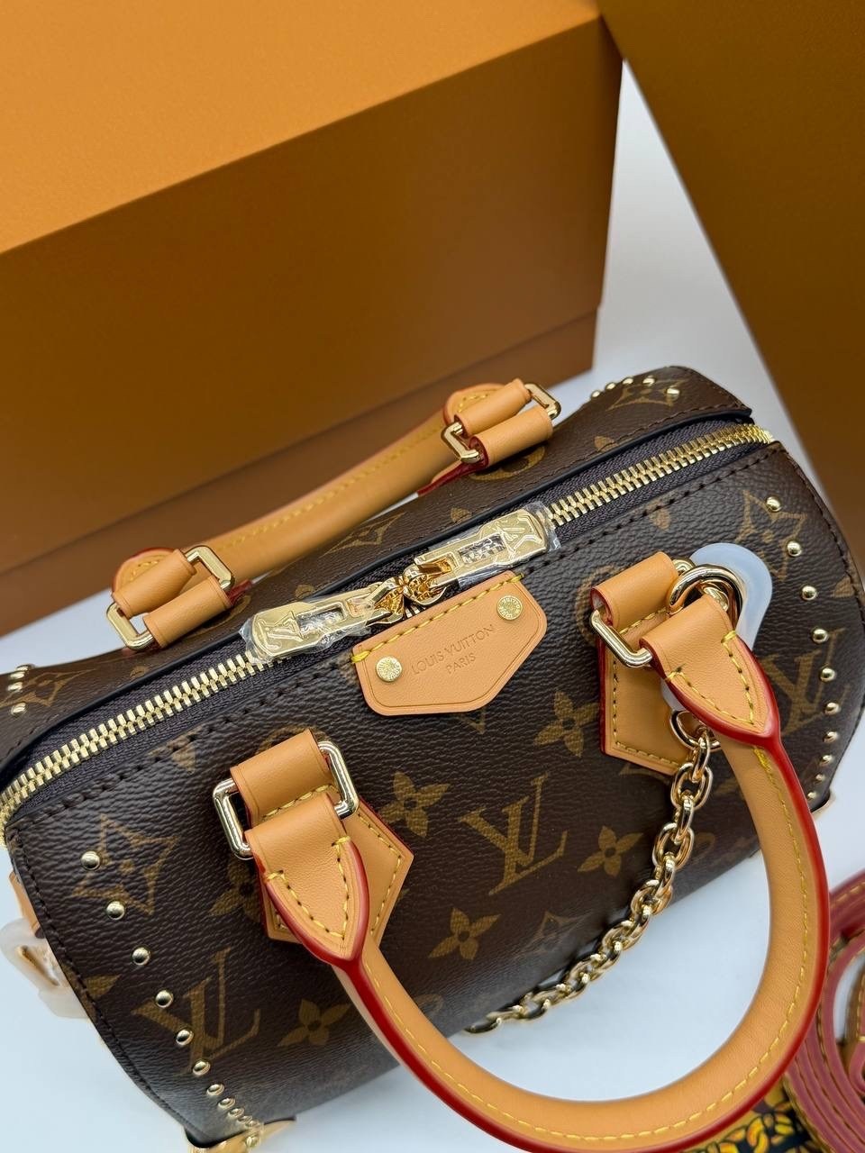 louis vuitton сумка на плечо,сумка louis vuitton,louis vuitton женская сумка,louis vuitton сумка на плечо кросс-боди,сумка луи виттон