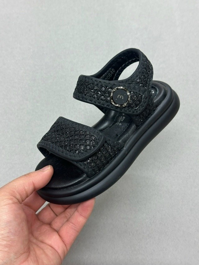 детские сандалии,сандалии,,сандалии для девочек,сандалии для детей