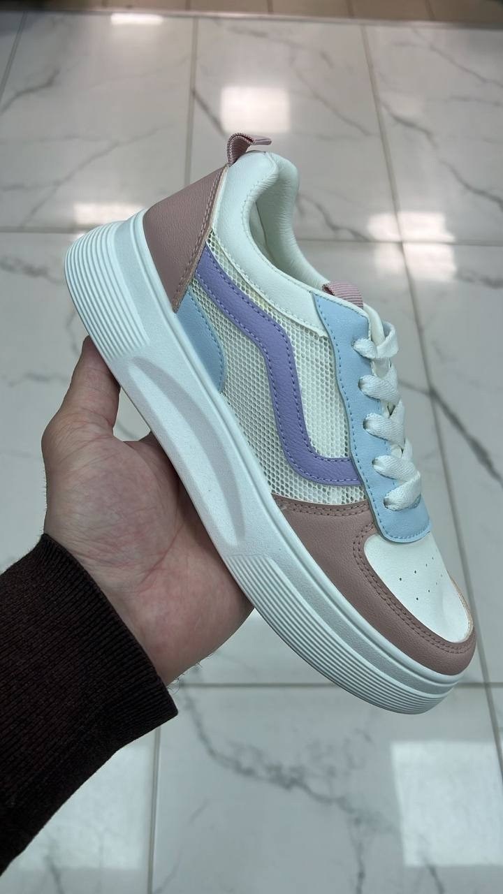 кроссовки женские,,кроссовки для девушек,кроссовки для женщин,кроссовки модные