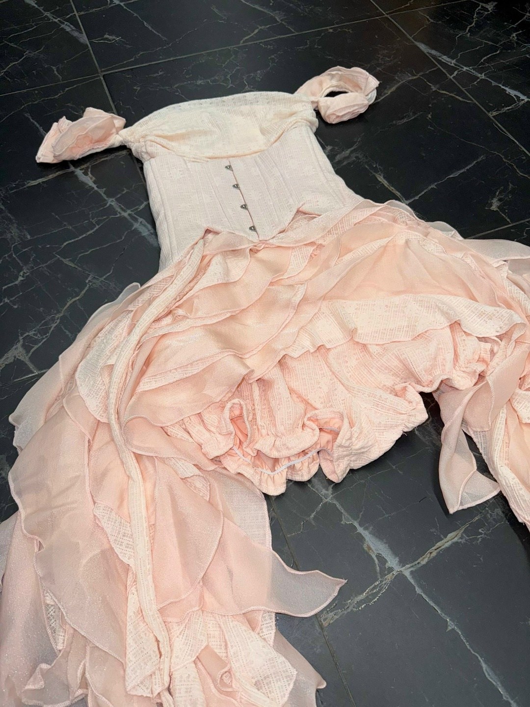 платье нарядное,мария погребняк,платье с оборками,шикарное платье,платье