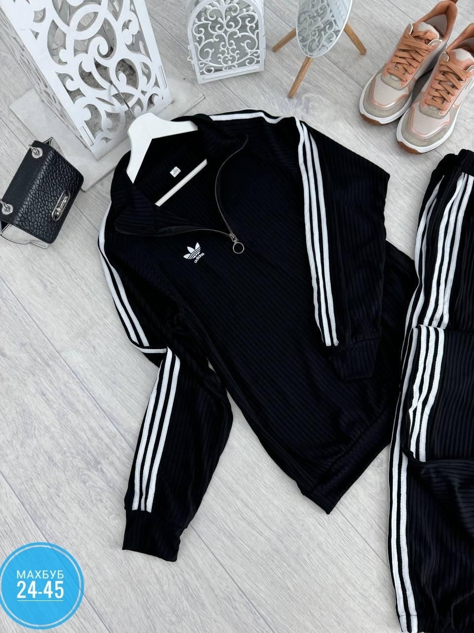 спортивный костюм женский adidas,женский спортивный костюм адидас,костюм спортивный женский adidas арт. 11897334,костюм спортивный женский,женский костюм двойка