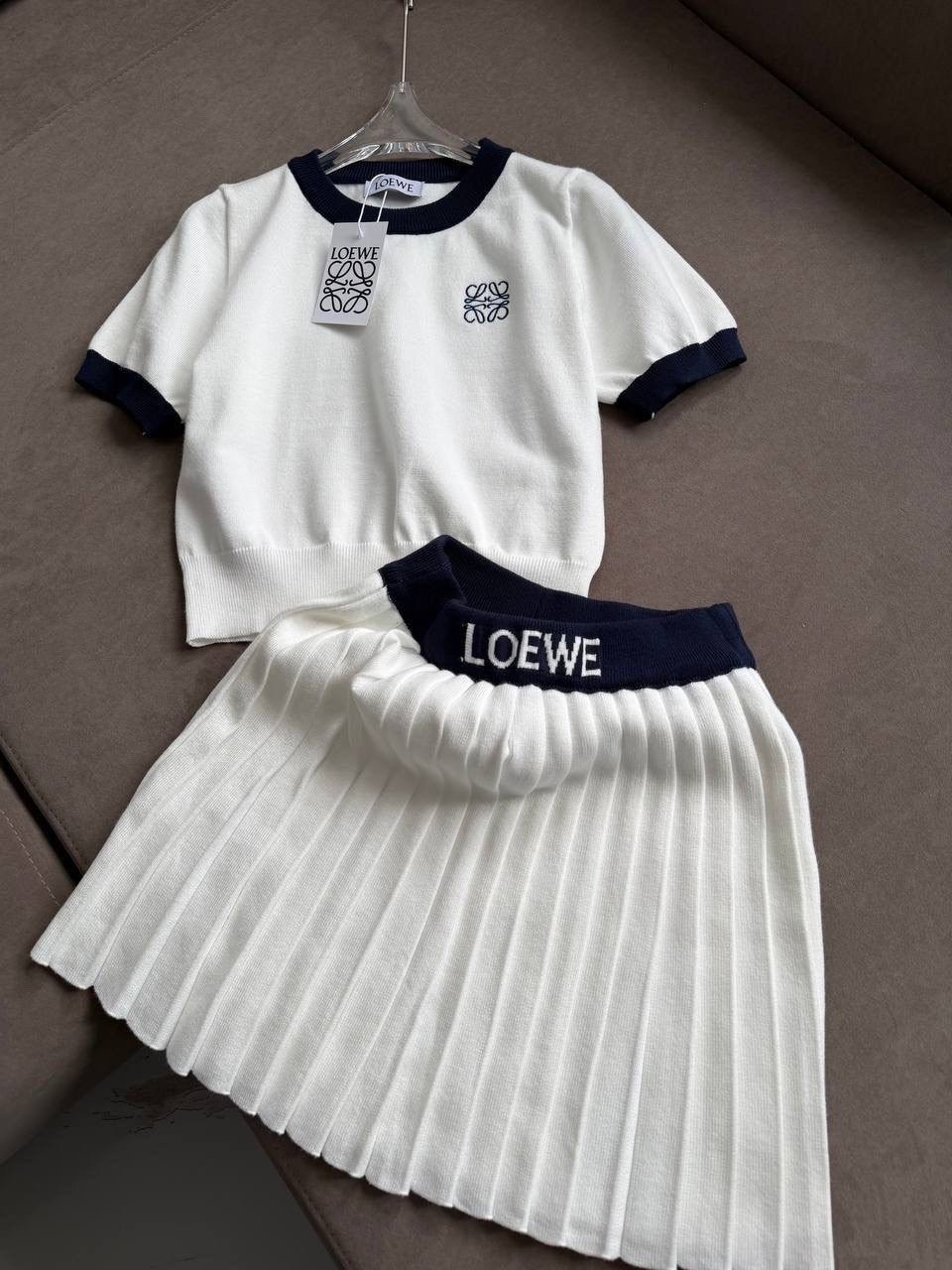 трикотажные костюмы,костюм с юбкой,одежда комплект,кофта и юбка,комплект футболки