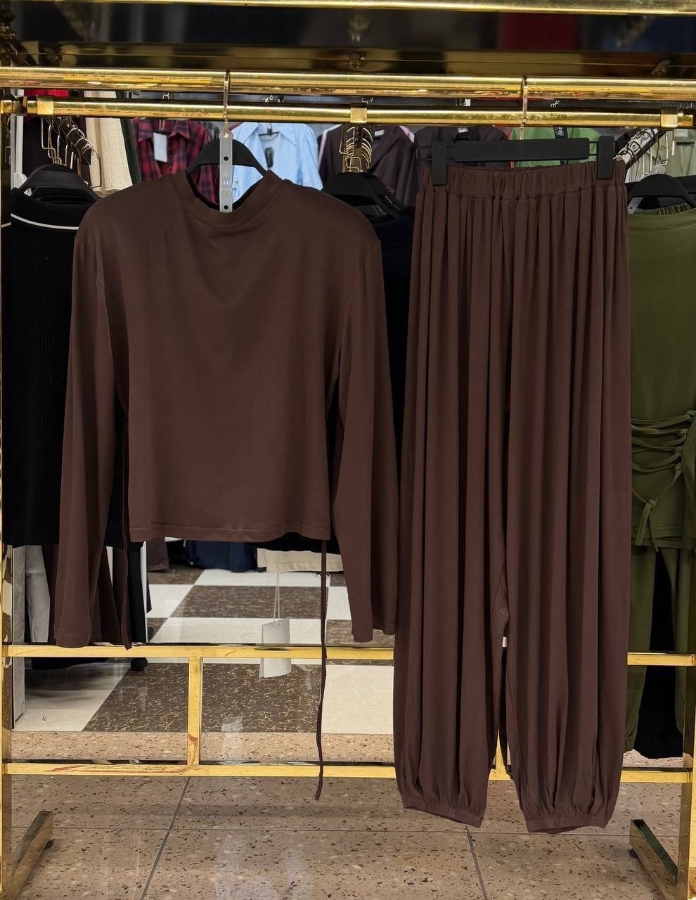 брюки комплект,брючный костюм нежно,брюки серые,костюм,трикотажный костюм женский