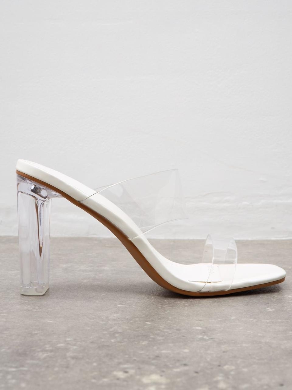 прозрачные босоножки,прозрачные каблуки,прозрачные туфли,clear heel,прозрачные туфли на каблуке