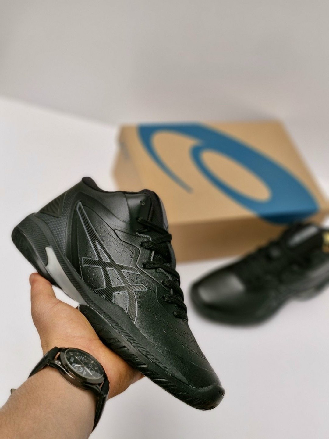 asics кроссовки,кроссовки мужские asics,баскетбольная ,баскетбольные кроссовки,баскетбольные кроссовки асикс