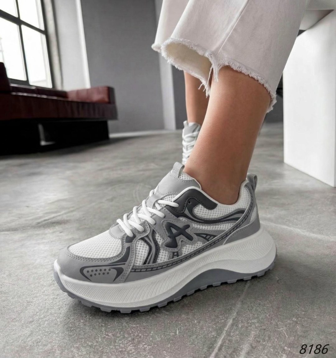 ,кроссовки женскиe,кроссовка,модные кроссовки,кроссовки